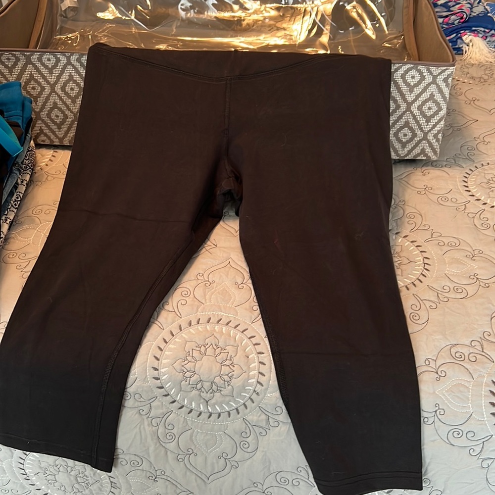 Nike cropped leggings, size large